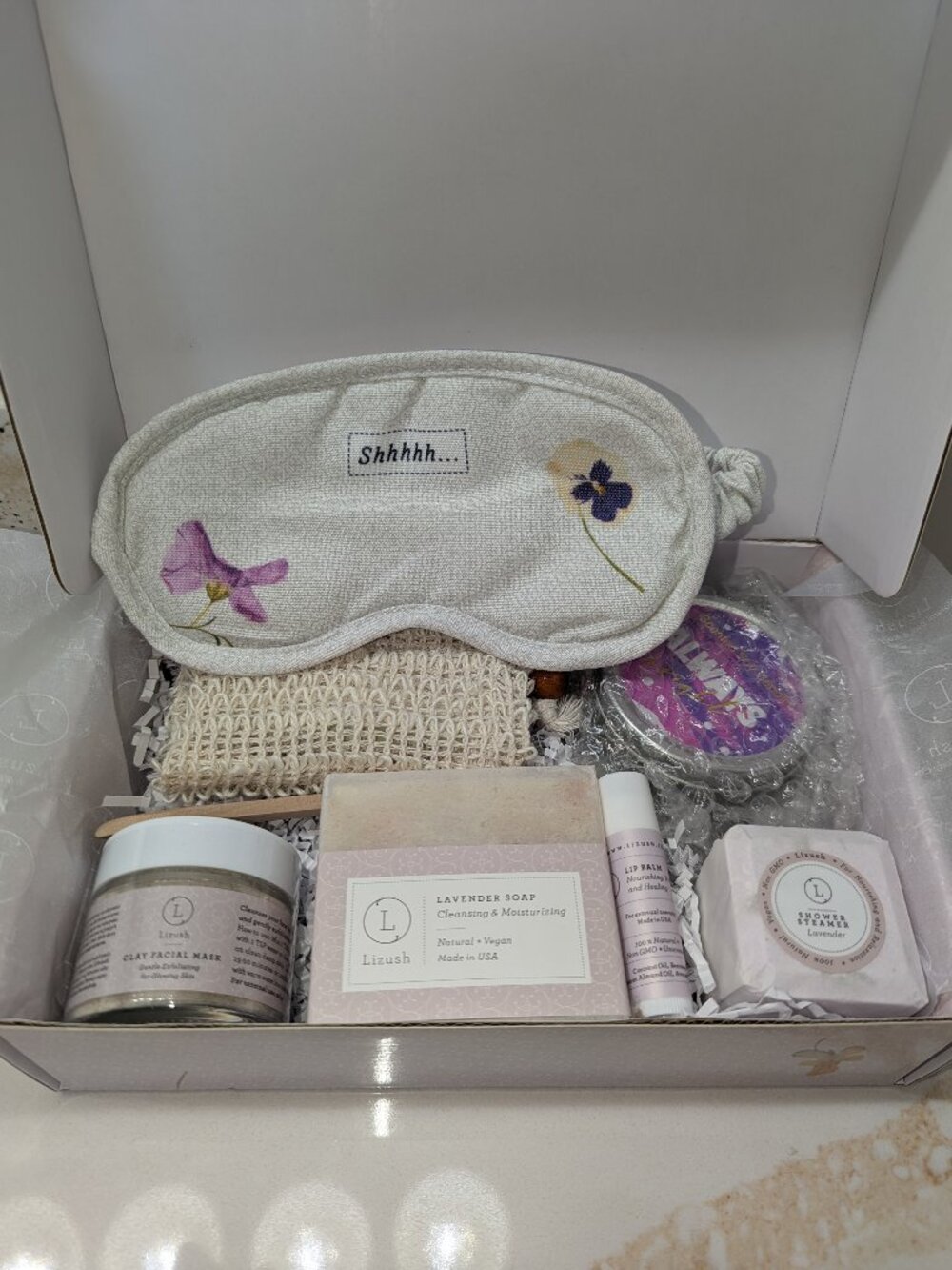 Lizush Luxury Spa Experience. NWT!